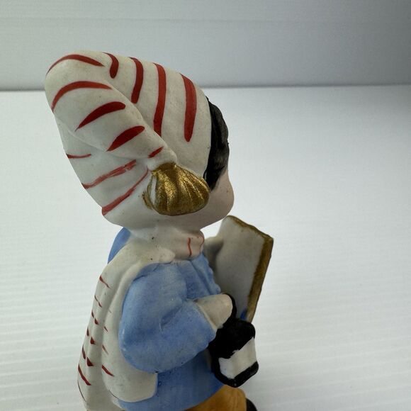 Vintage 1980 MWC Taiwan Ceramic Caroler Bell Figurine Boy Lantern Cat Christmas - Picture 6 of 10